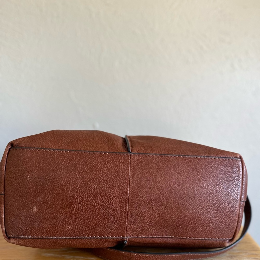Fossil Lane Satchel - Elegant Brown Leather Handbag - Picture 3 of 6